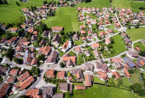 andreas-gucklhorn-7nV4CZSIoxg-unsplash