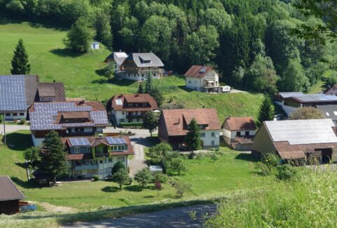 village-6105539_1920